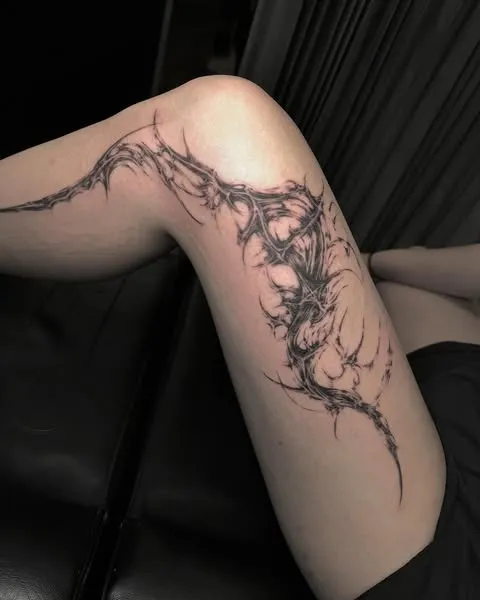 Abstract Thigh Design