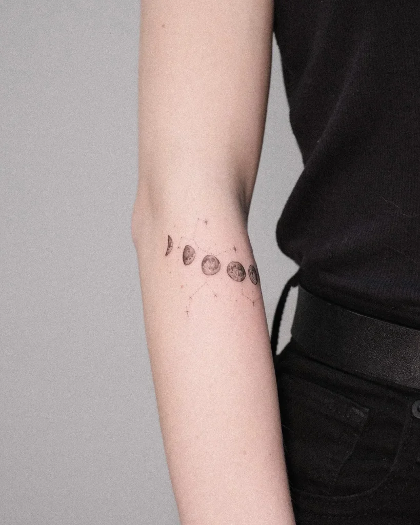 ### Lunar Phases Elegance